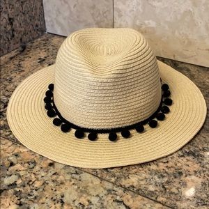 Sole society woven straw hat, with poms